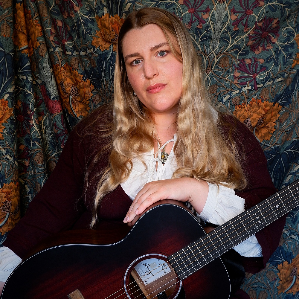 Discover Threads of May coming to the Camden Fringe: Q & A with Isabella Javor